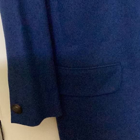 Size 8 Petite navy blue worsted wool jacket. - Picture 3 of 7